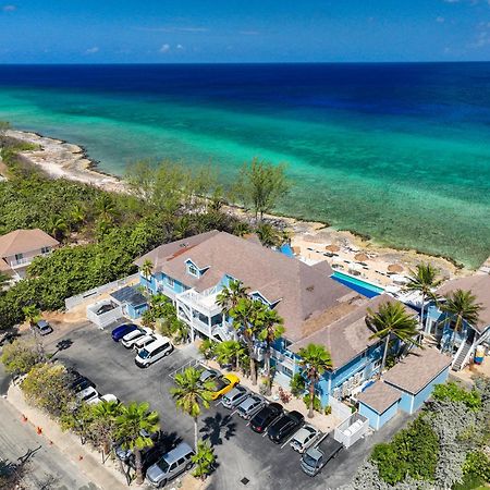 Cobalt Coast Resort West Bay Extérieur photo