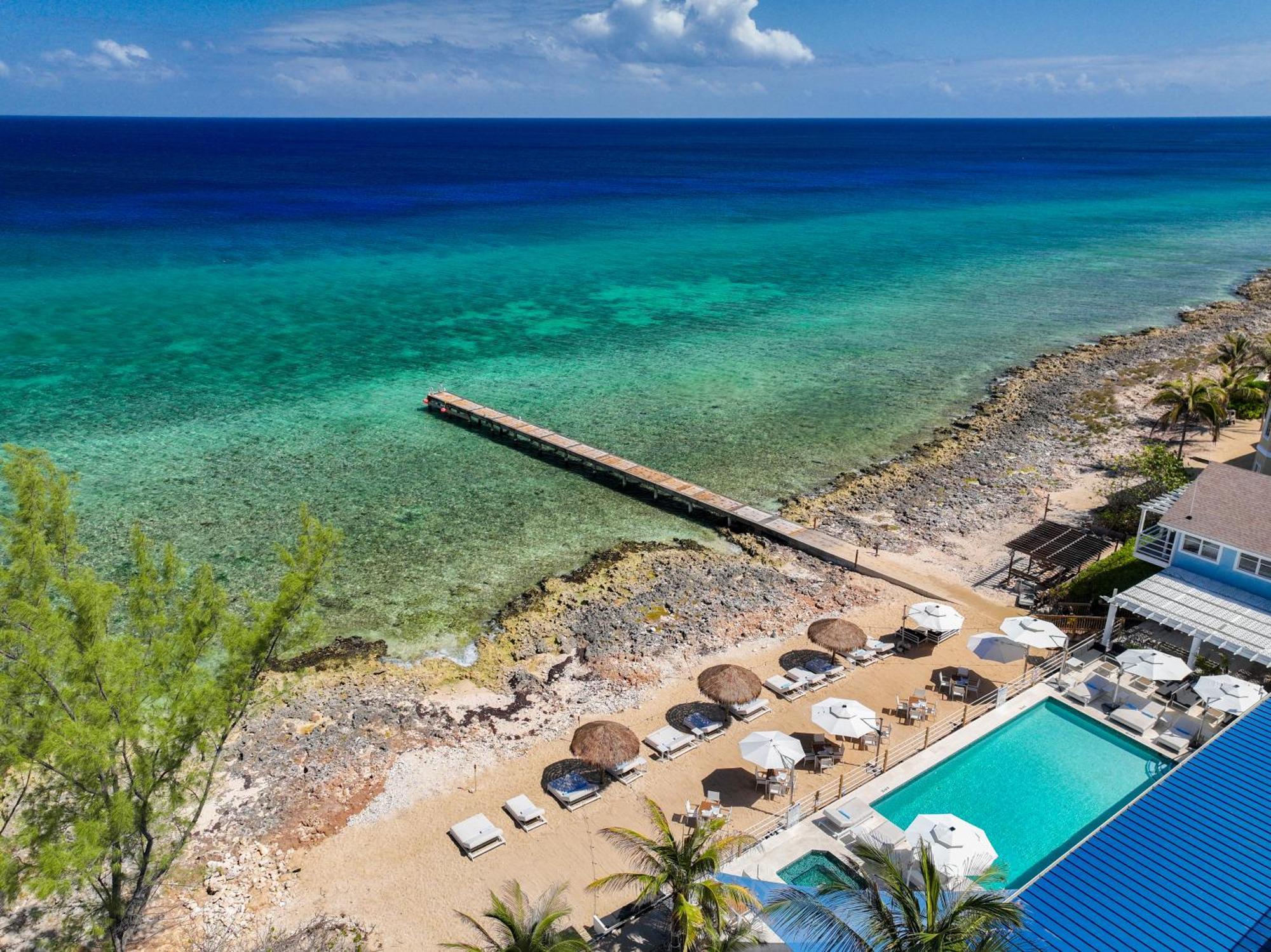 Cobalt Coast Resort West Bay Extérieur photo