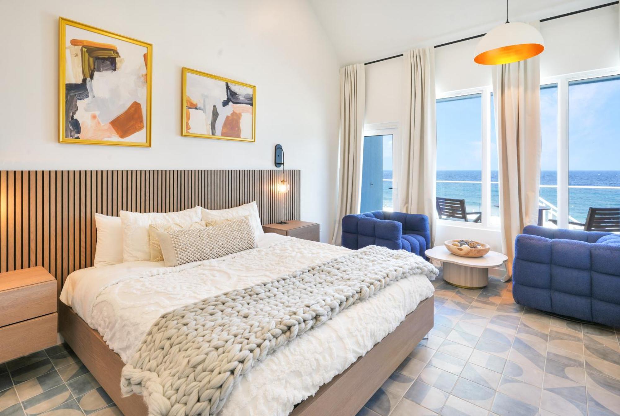 Cobalt Coast Resort West Bay Extérieur photo